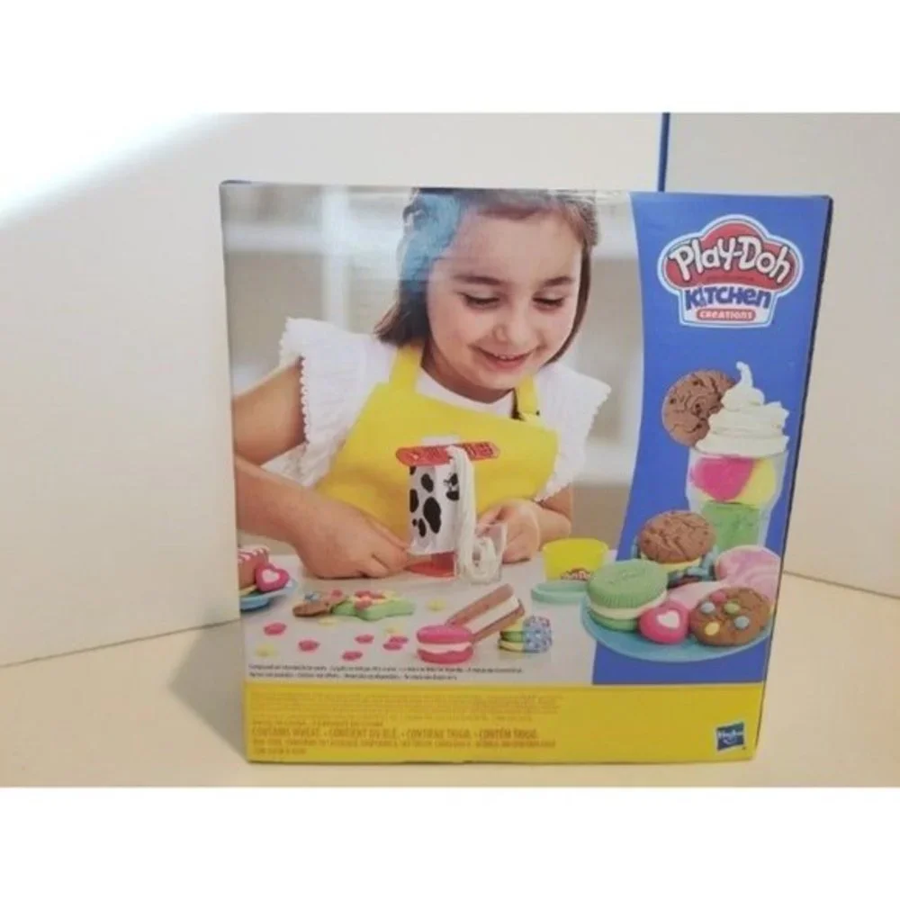 Play Doh Kitchen Milk and Cookies and Sundaes Sets‎ New 2